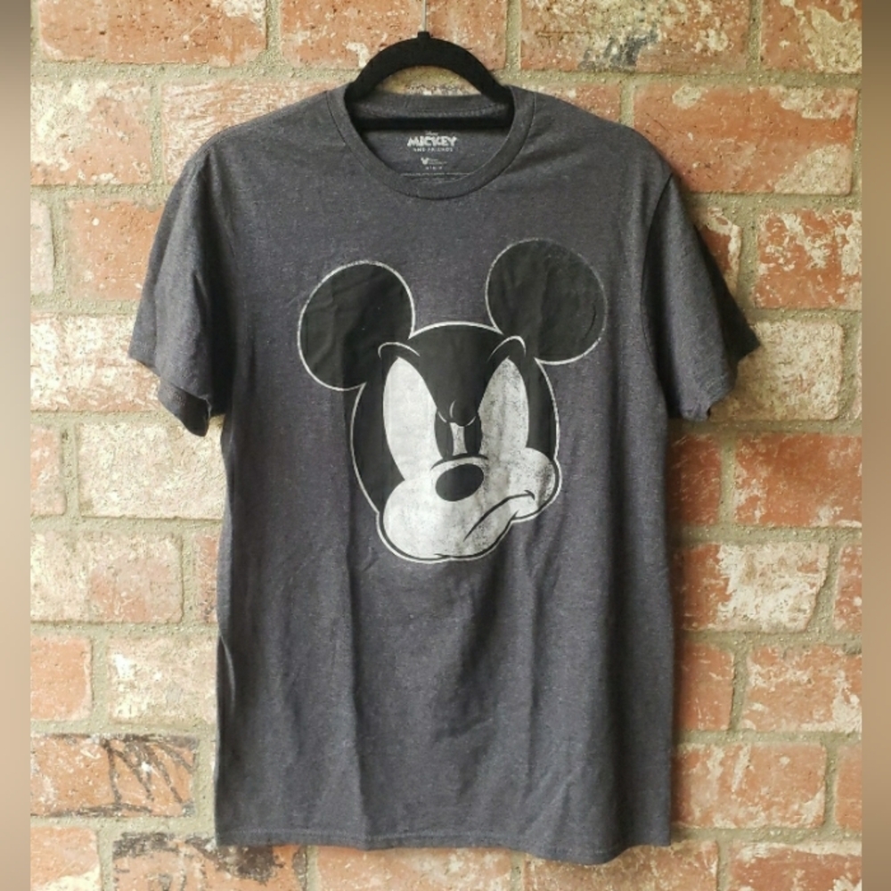 NWOT Mickey Mouse short sleeve t shirt size Medium